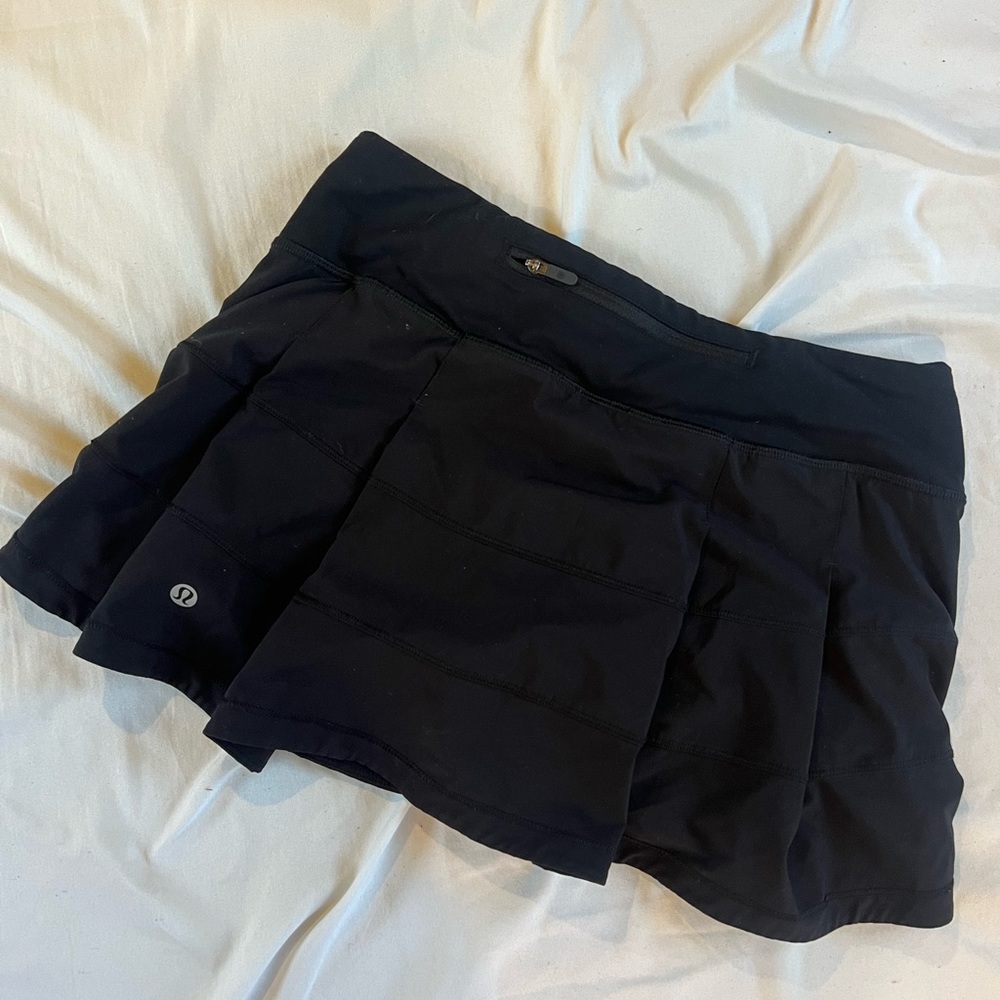 Lululemon pace rival skirt